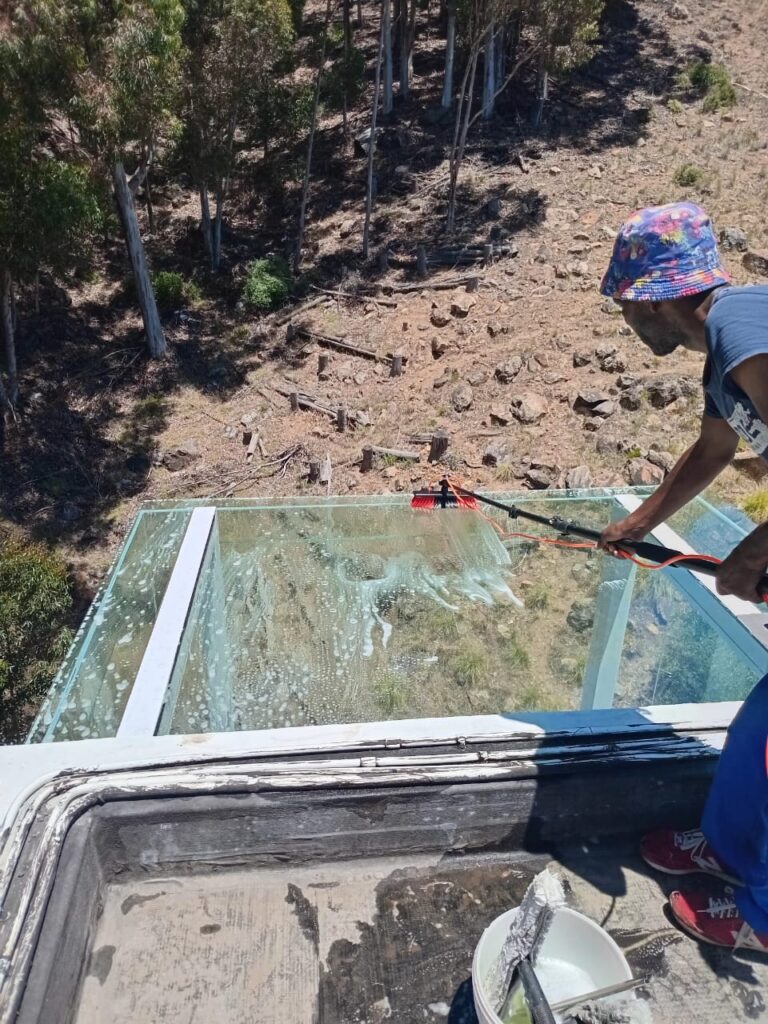 glass cleaning hout bay, cape town