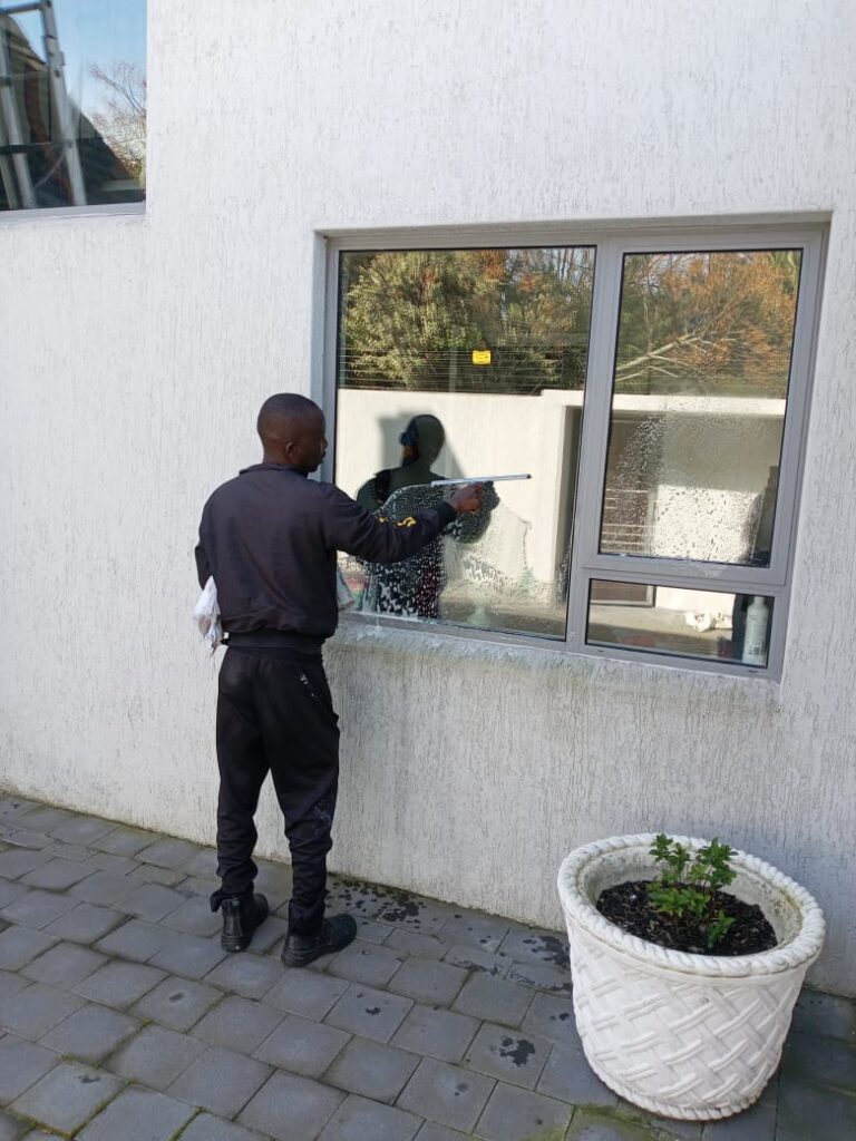 window cleaning service hout bay cape town