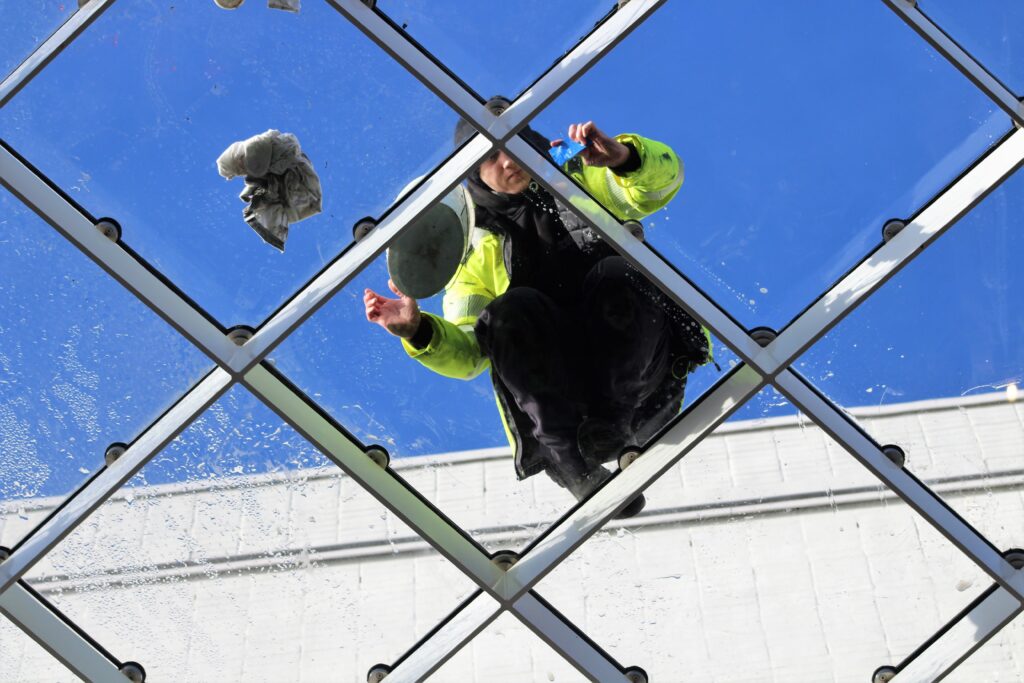 window cleaning in sunningdale
